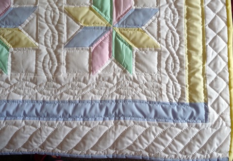 Amish Baby Blanket Starflower Pattern Corner Detail