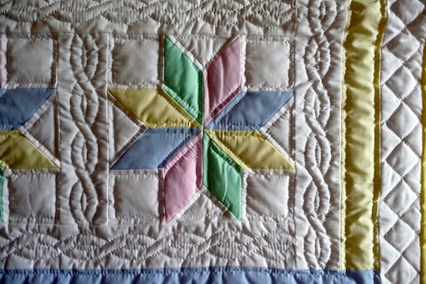 Amish Infant Blanket Starflower Pattern Detail