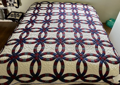 Amish quilt for sale Double Wedding Ring Quilt