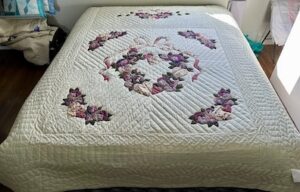 Country Roses Amish quilt pattern
