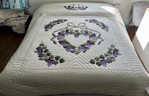 Amish quilt for sale Country Grapes