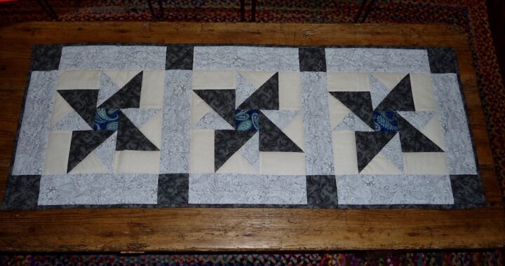 Amish Table Runner