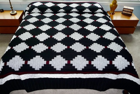 Courthouse Steps Amish Quilt pattern