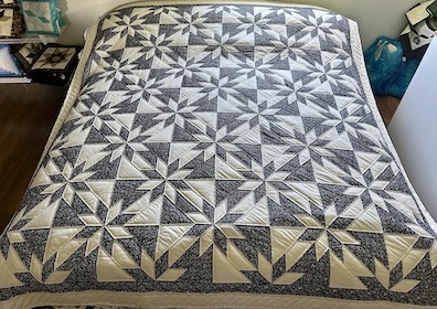 Hunters Star Amish quilt pattern