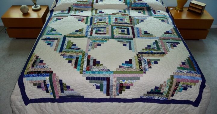New Log Cabin Amish Quilt for sale
