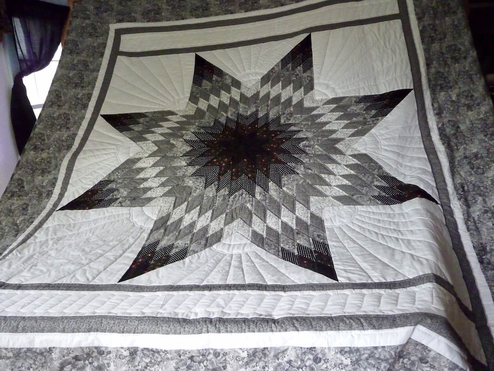 Lone Star Amish Quilts for sale