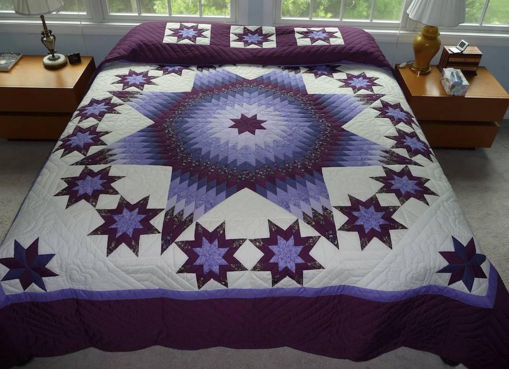 Hand quilted Lone Star Amish Quilt for sale