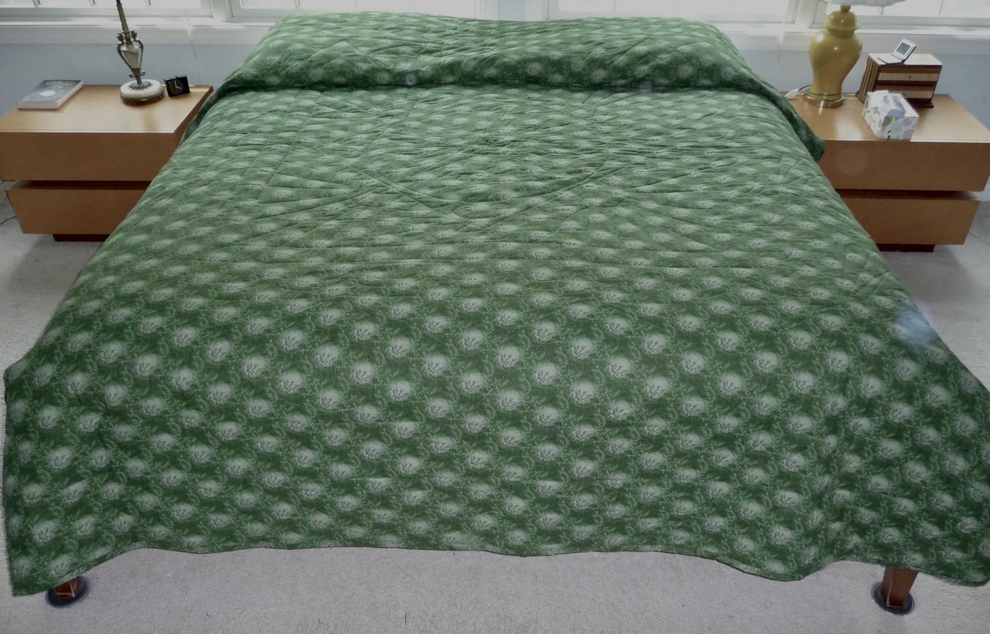 Handmade Mariners Compass Amish quilt for sale