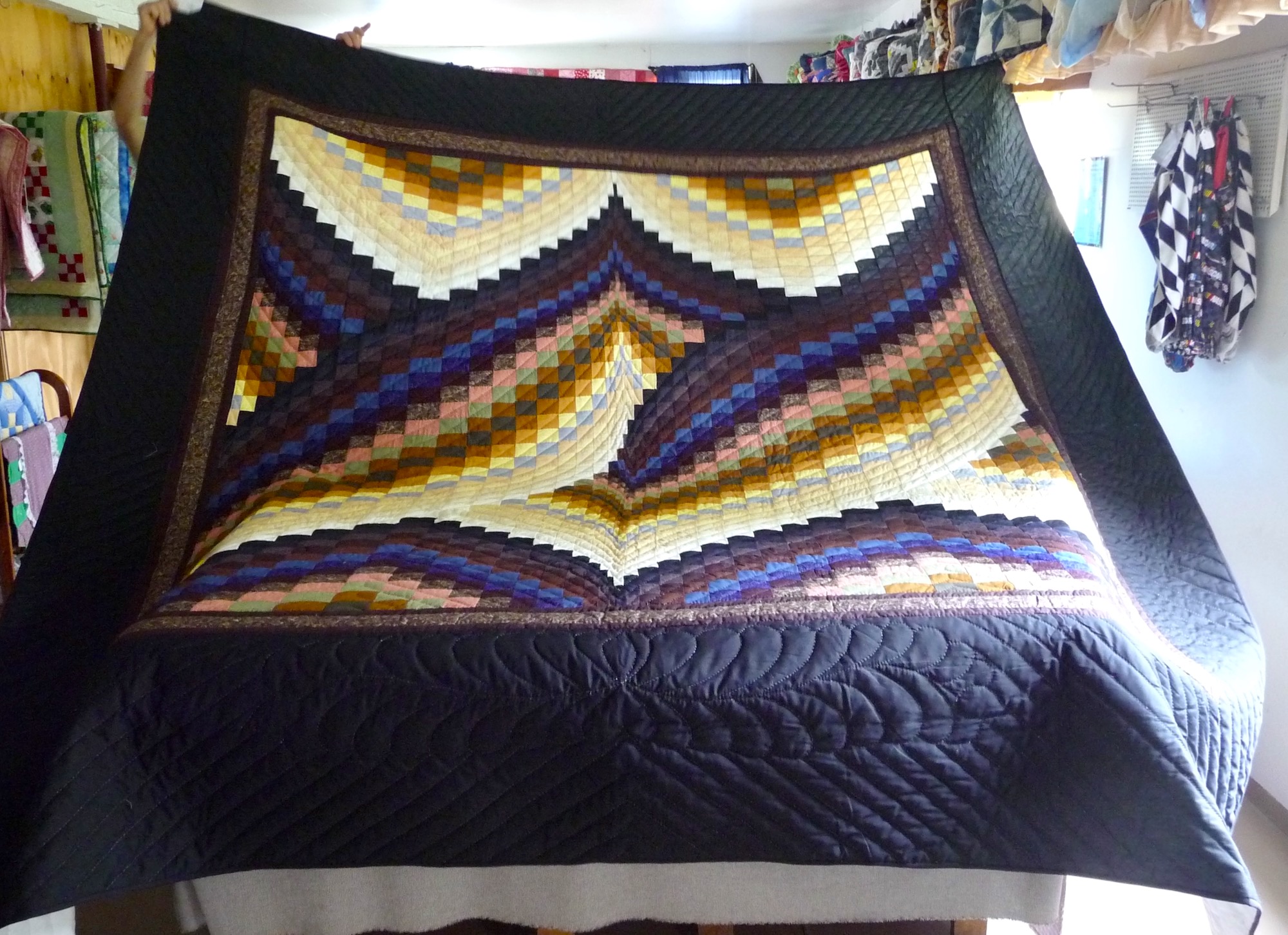Bargello Twist Amish Quilt Pattern
