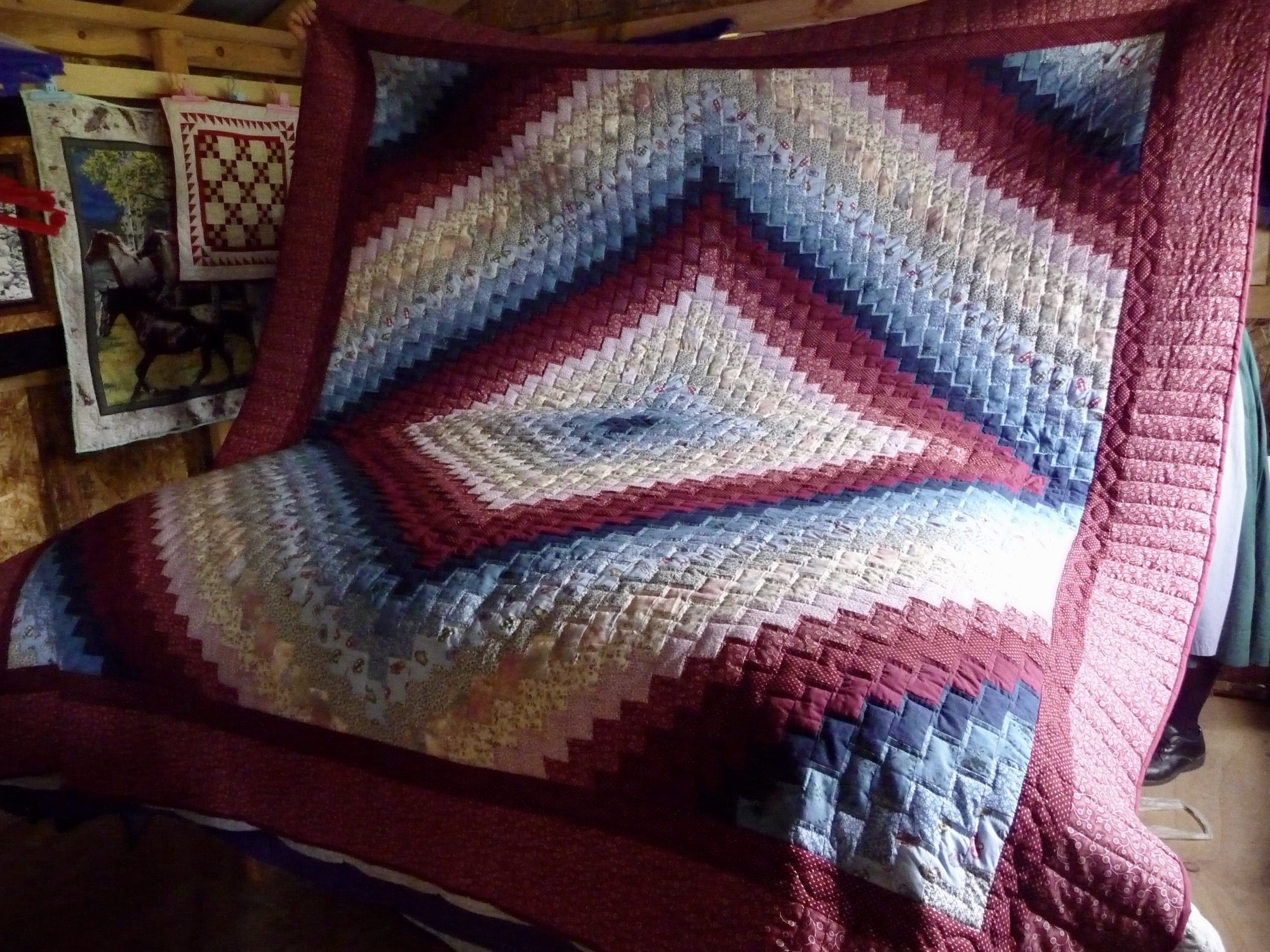 Trip Around the World new Amish king quilt