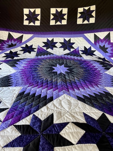 Lone Star quilt variation Stars All Around Amish quilt