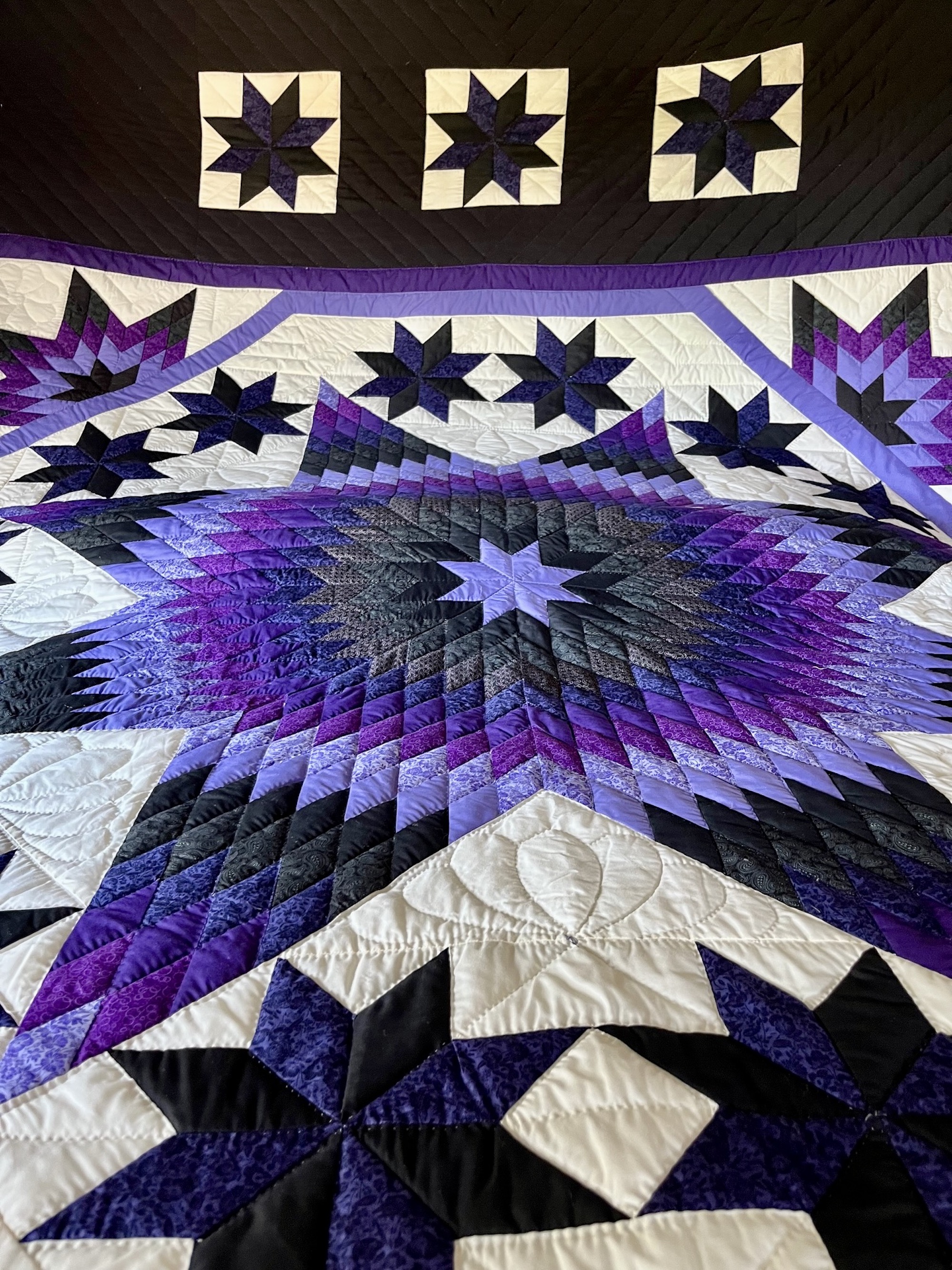 Amish quilts for sale Lone Star quilt variation