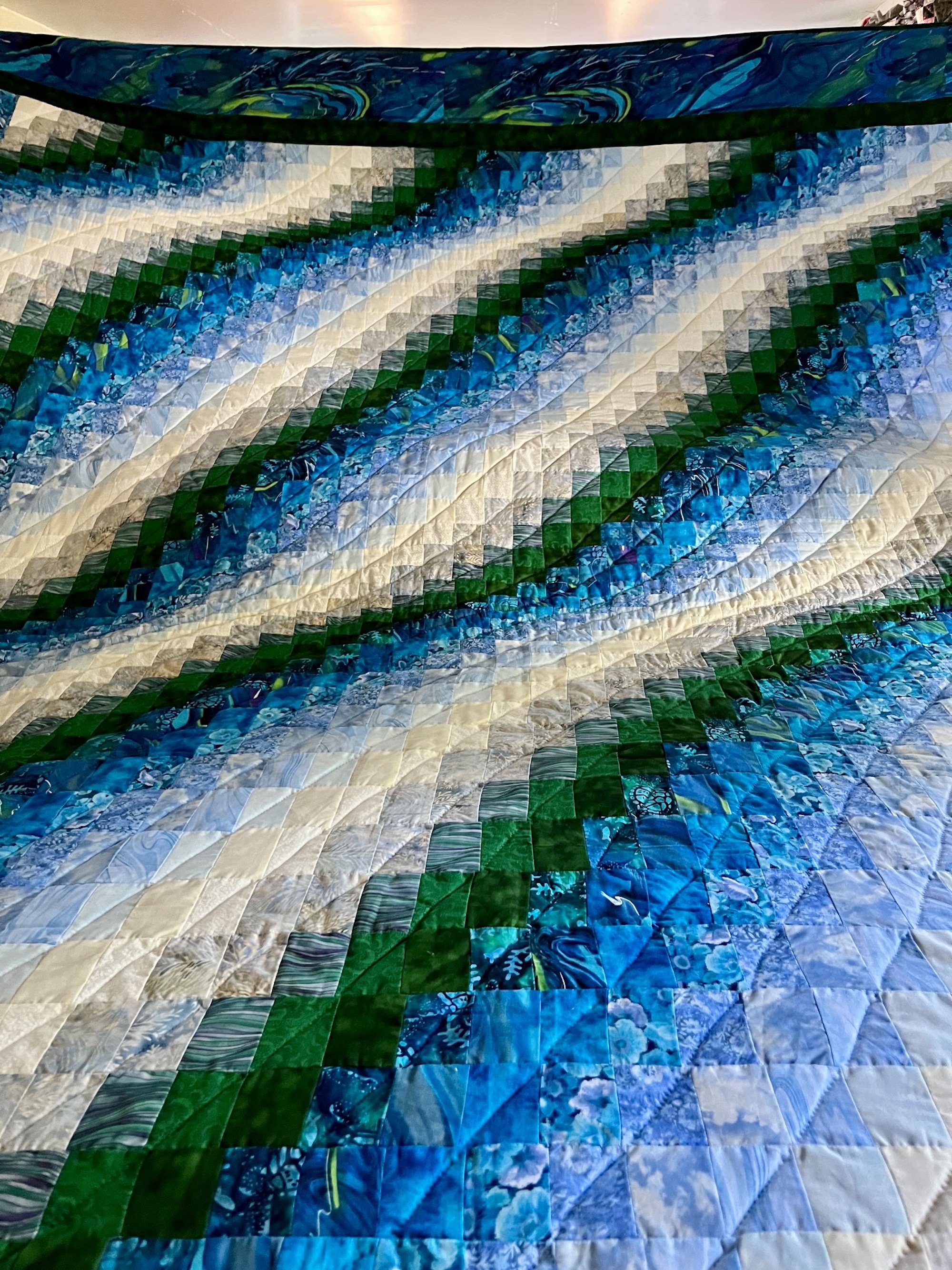 Handmade Bargello Wave Amish quilts for sale