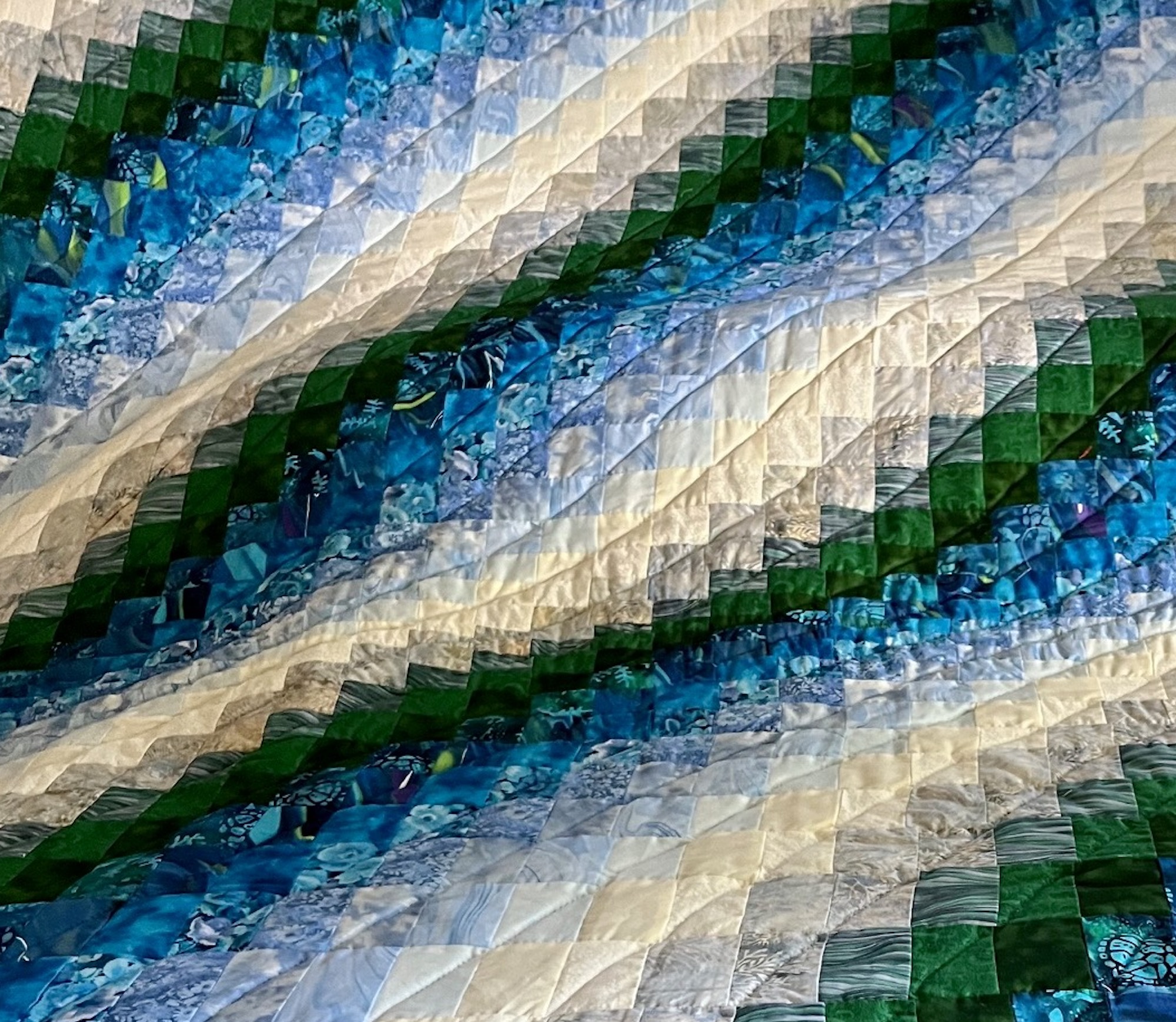 Unique Bargello Wave Amish Quilt