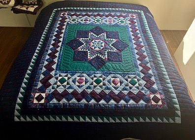 Might Night Star Amish quilt for sale