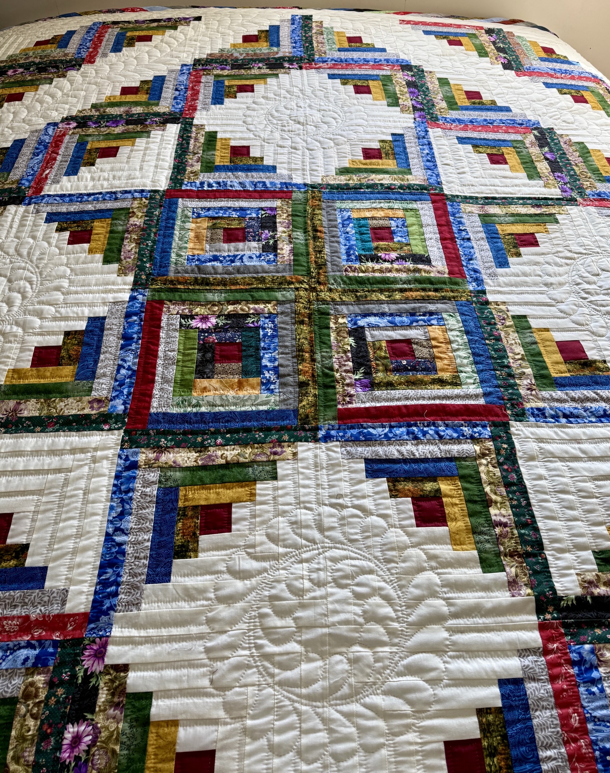 Star Log Cabin Amish quilt for sale