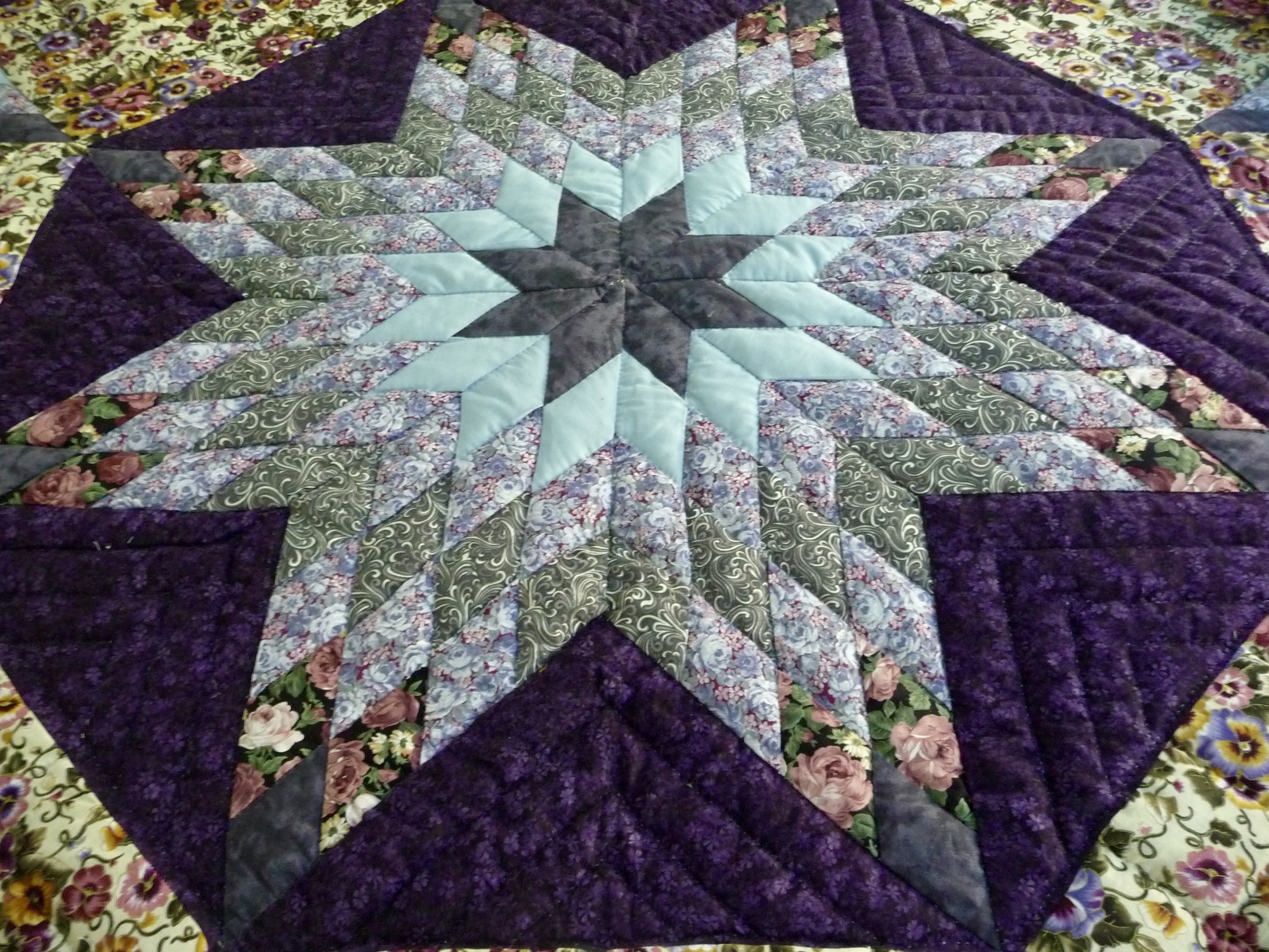 Mardi Gras Star Amish Quilt