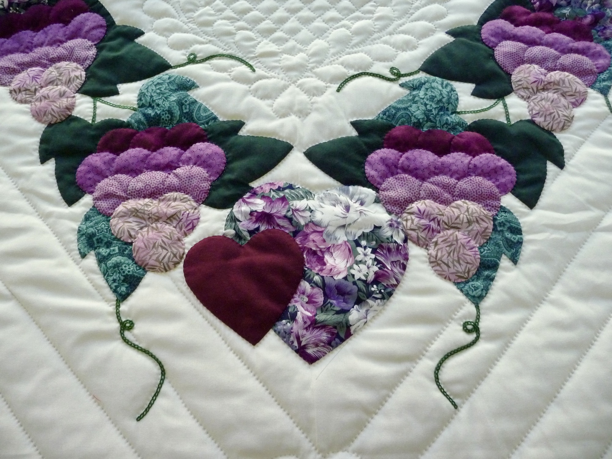 Amish quilts for sale Country Grapes pattern