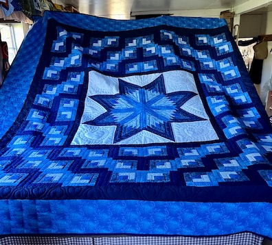 Star Log Cabin Amish quilts for sale