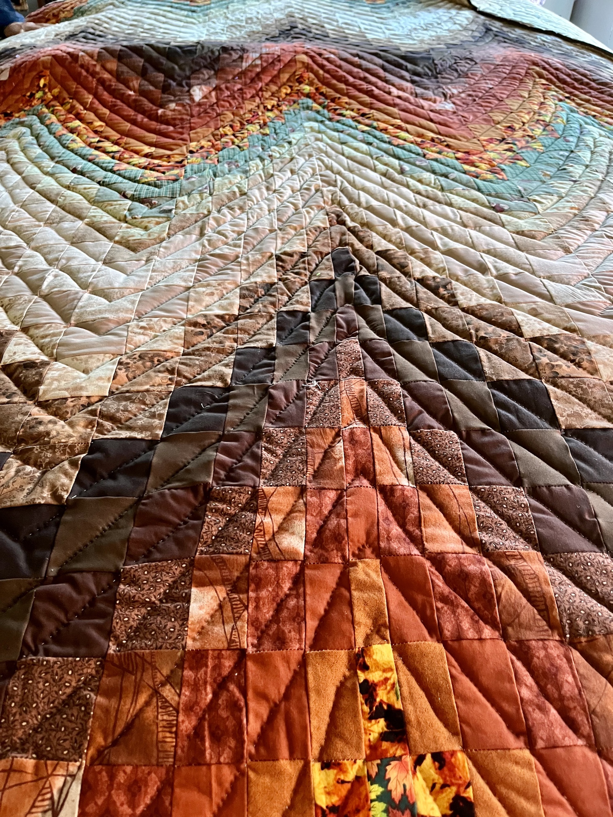 Bargello Amish quilt for sale