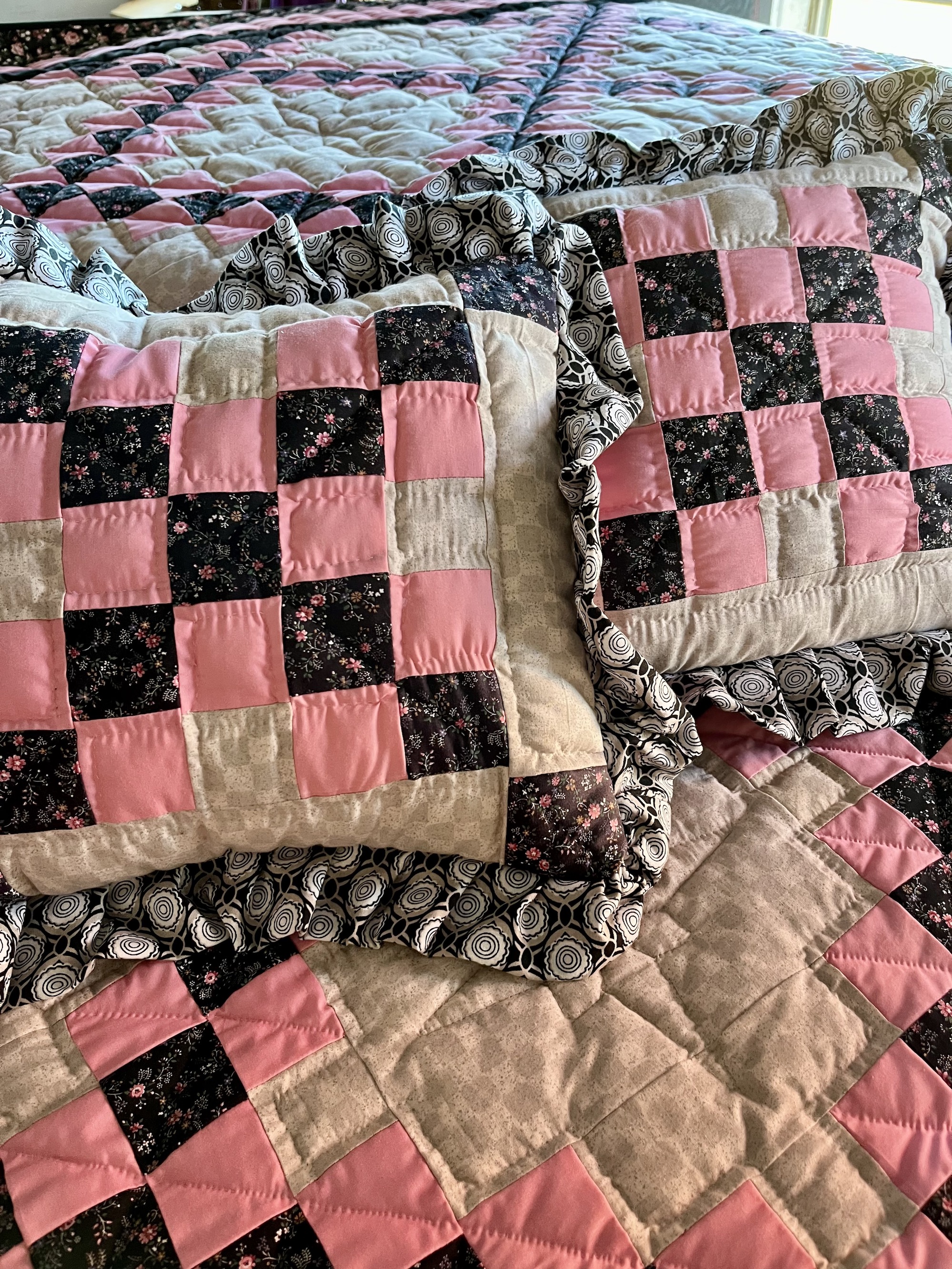 Amish quilts for sale Irish Chain