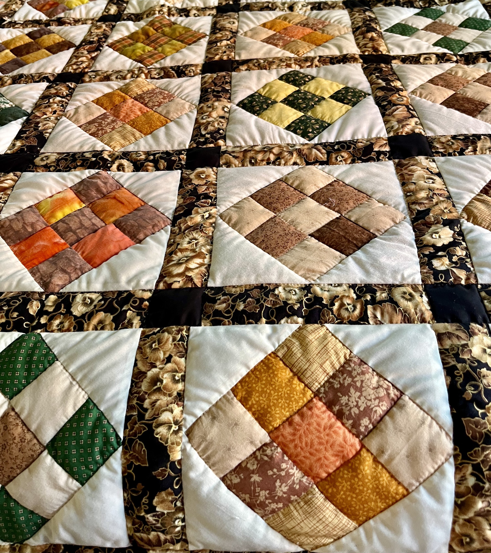 Nine Patch Amish quilt for sale