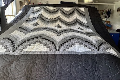 Amish quilts for sale Bargello Wave