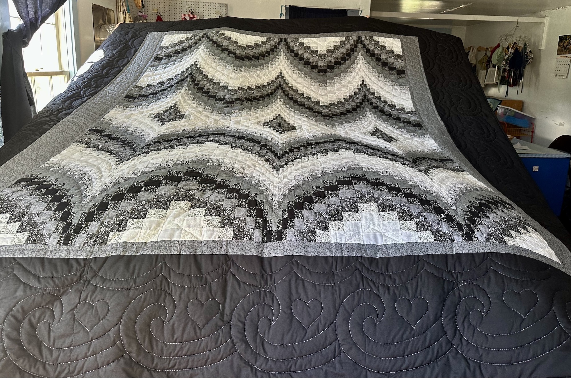 Amish quilt for sale Bargello Wave