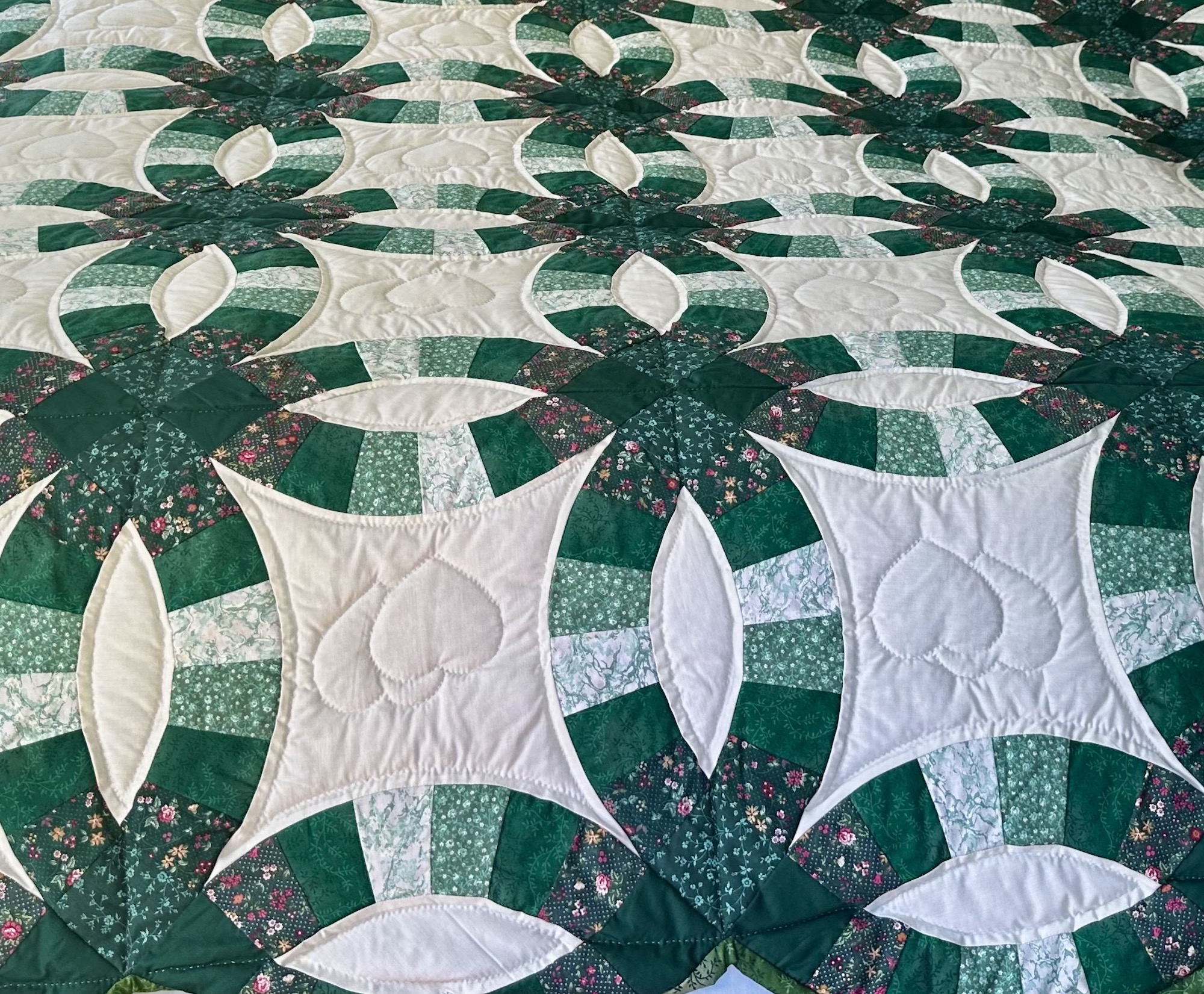 Amish quilt for sale Double Wedding Ring