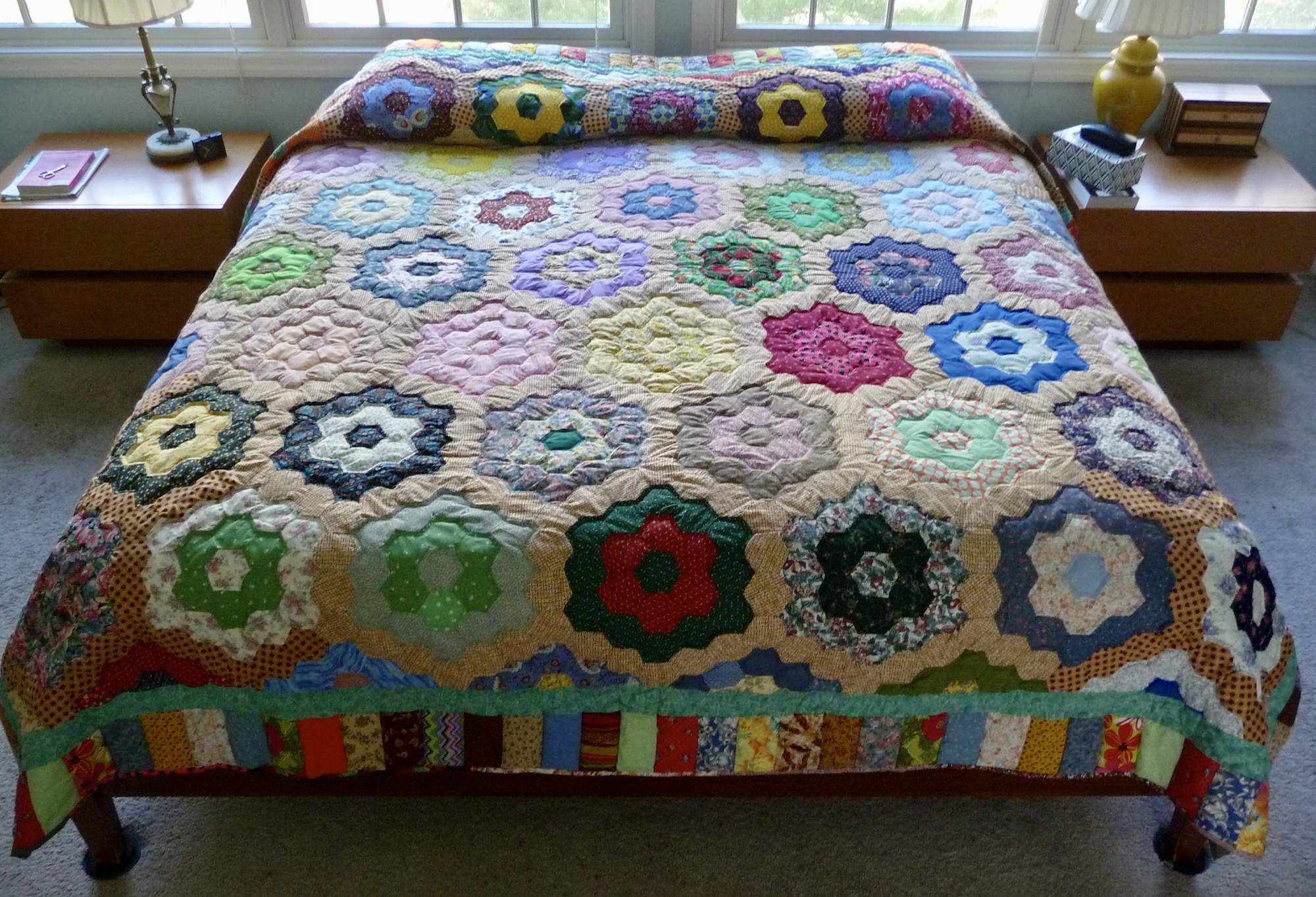 Amish Flower Garden Quilt Pattern