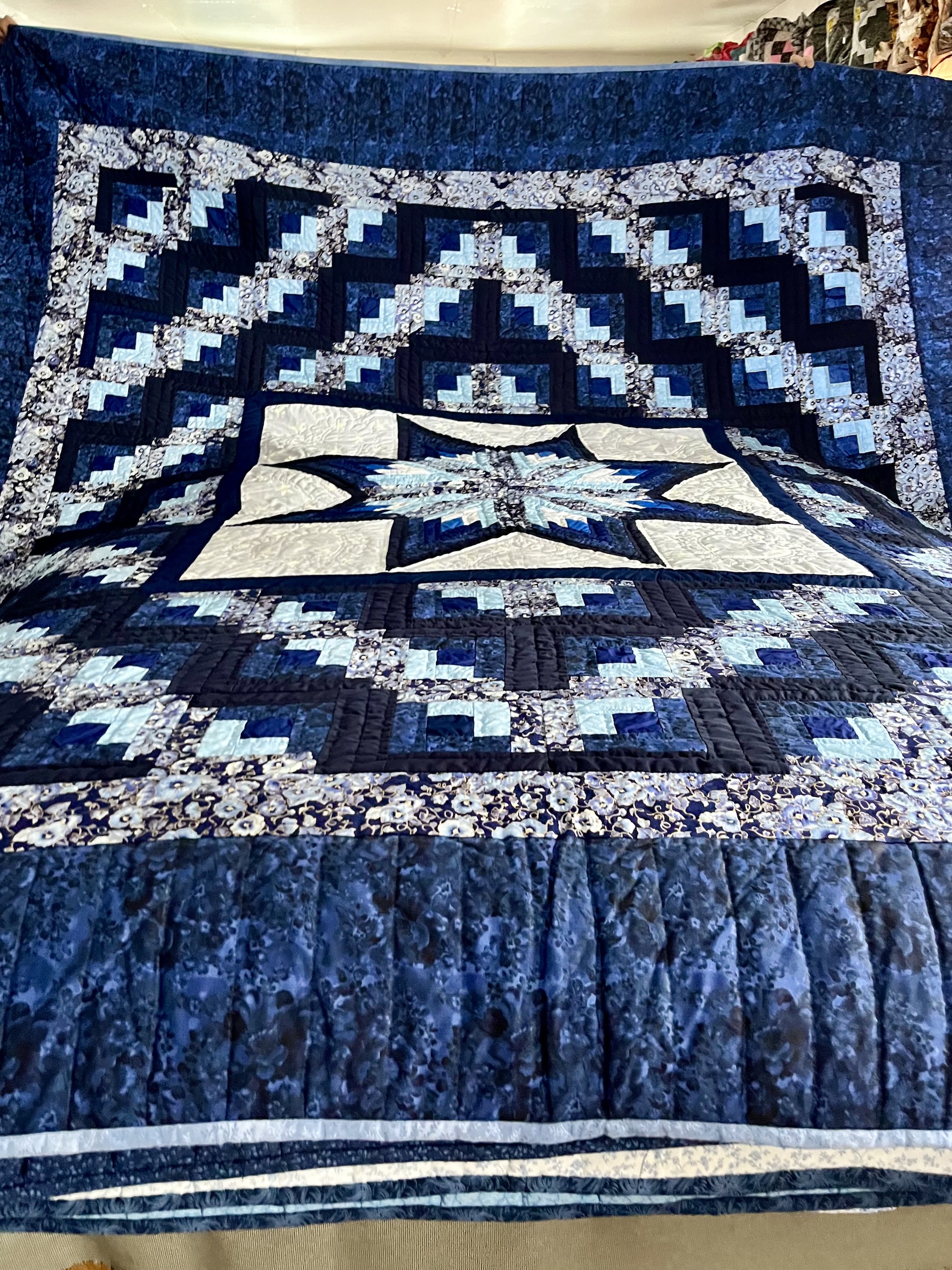Amish quilt for sale Star Log cabin