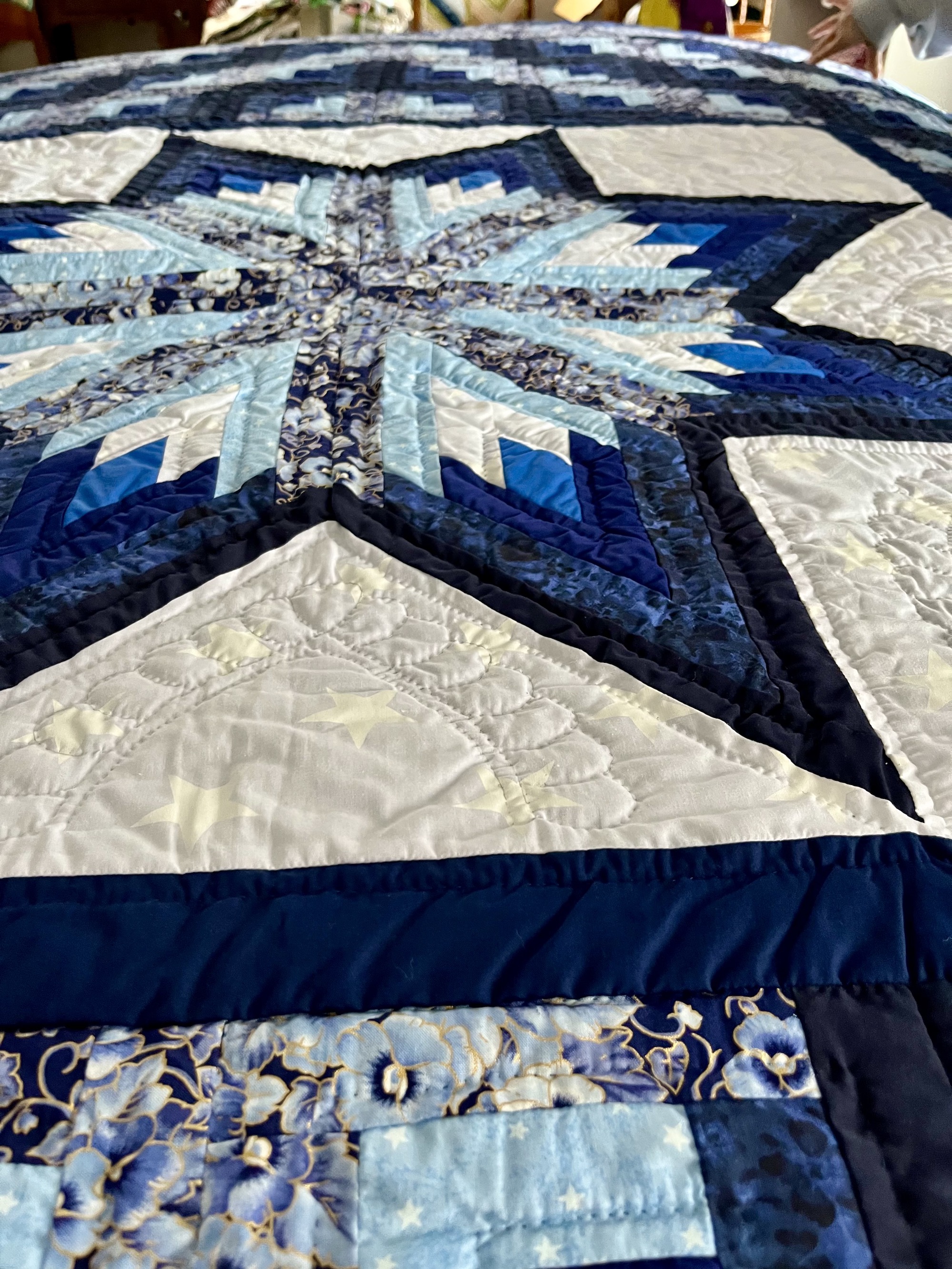 Star Log Cabin Amish quilts