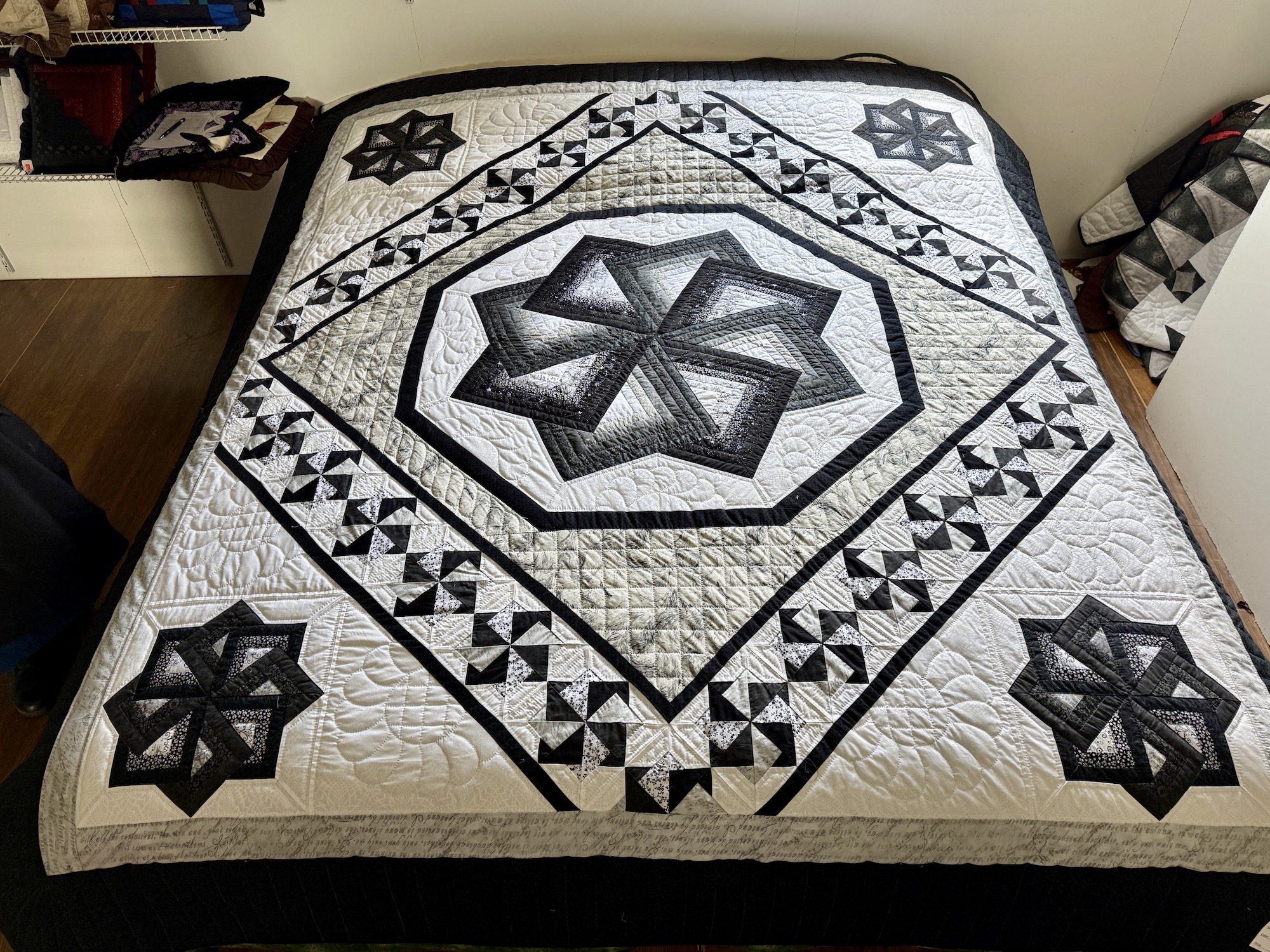 Amish quilts for sale Spinning Star