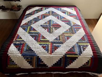Amish quilt for sale Log Cabin Pattern