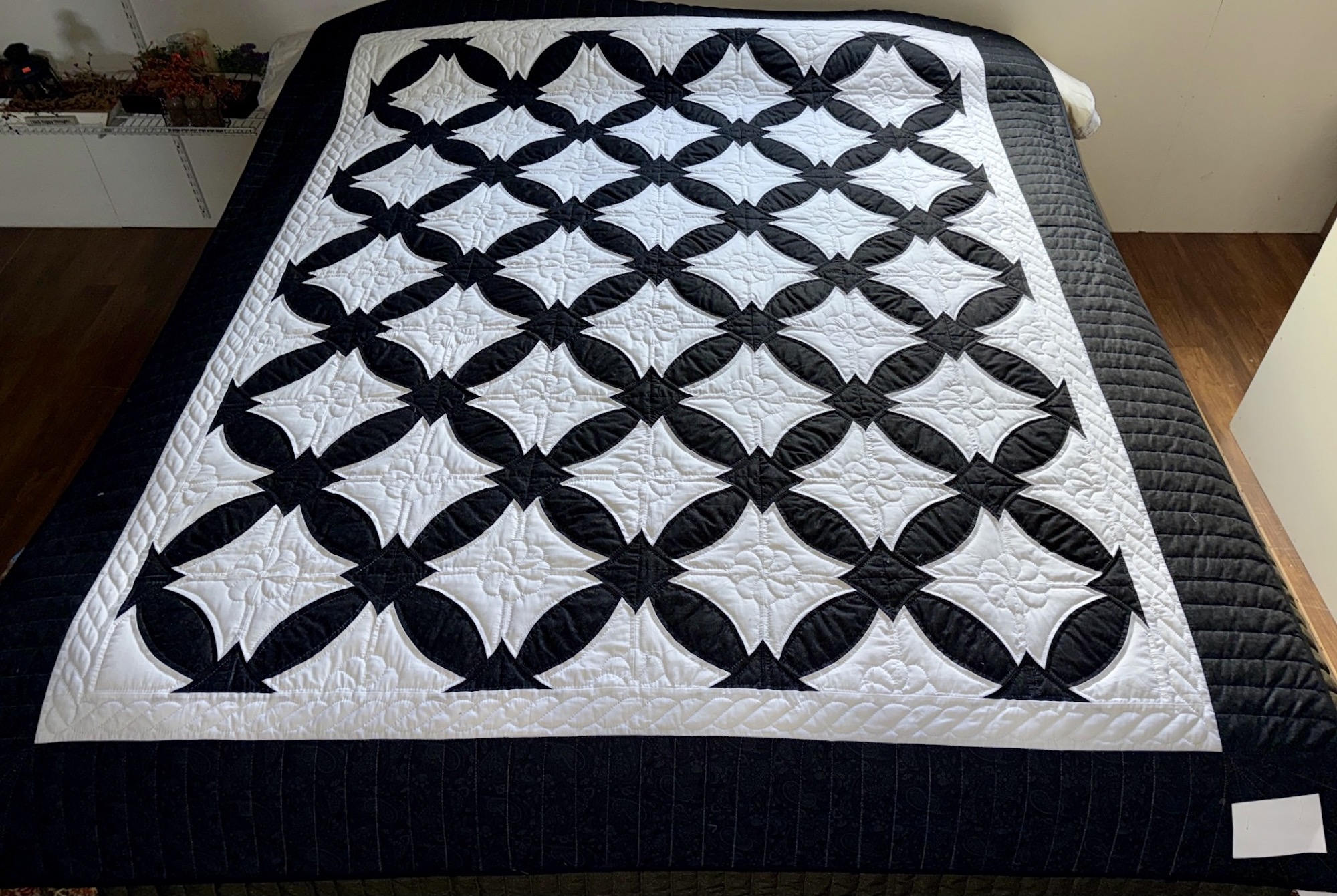 Winners Circle Amish quilt for sale