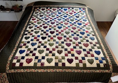 Nine Patch With Hearts Amish quilt Pattern