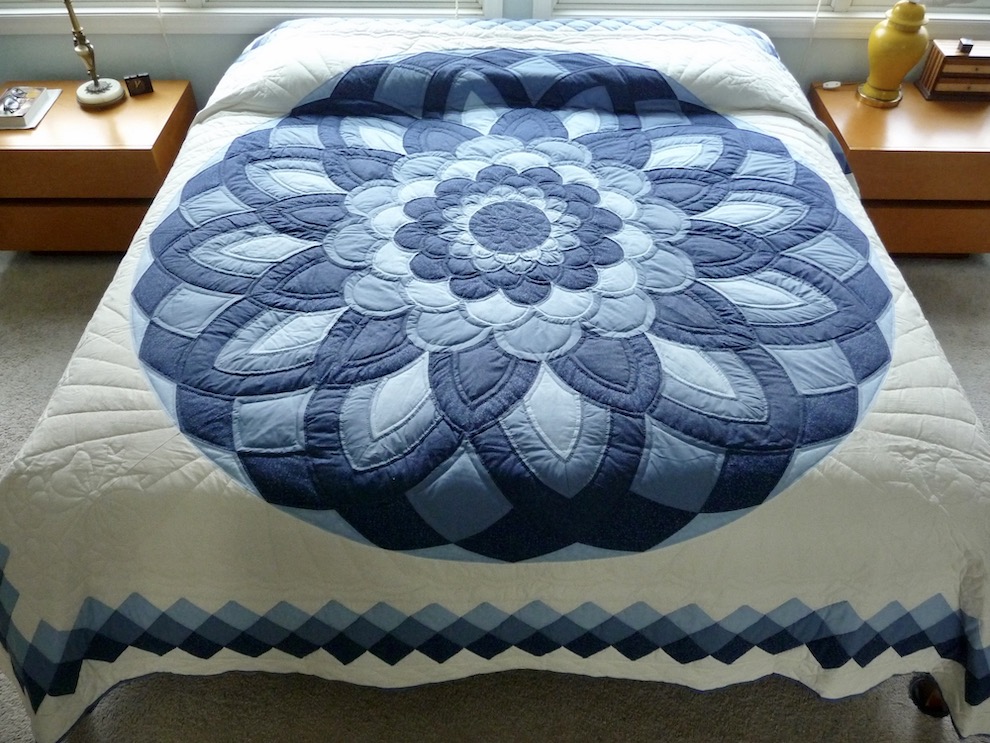 Royal Aster Amish Quilts for sale