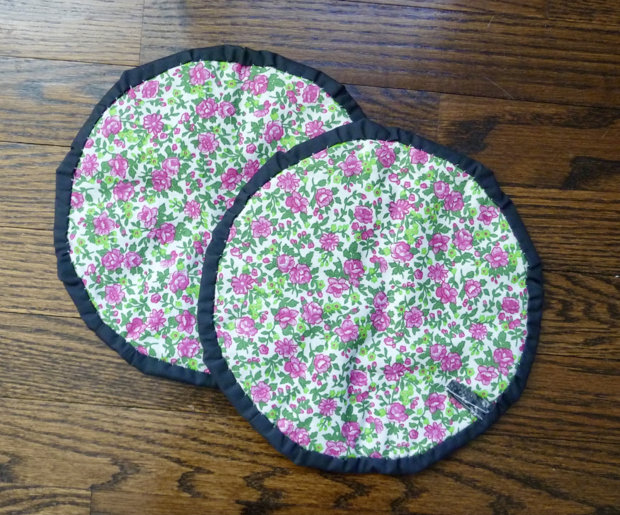 Amish Folded Star Pot Holders