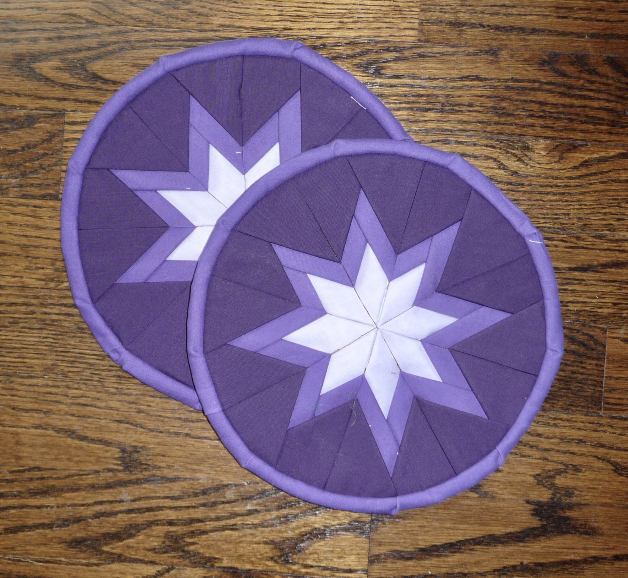 Amish Folded Star Pot Holders