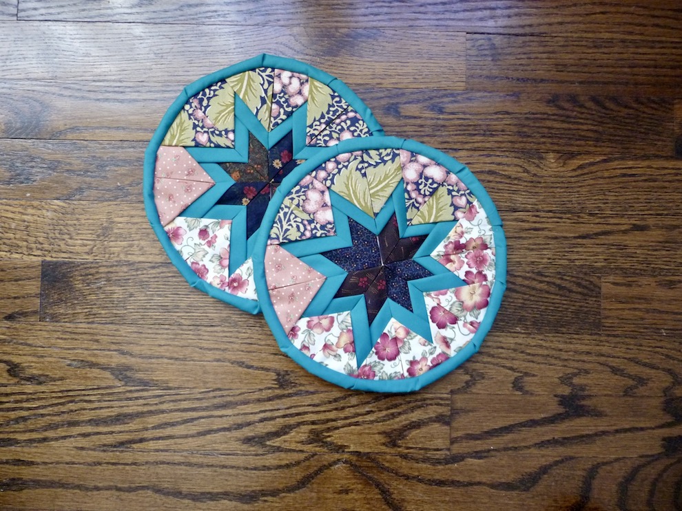 Amish Folded Star Pot Holder