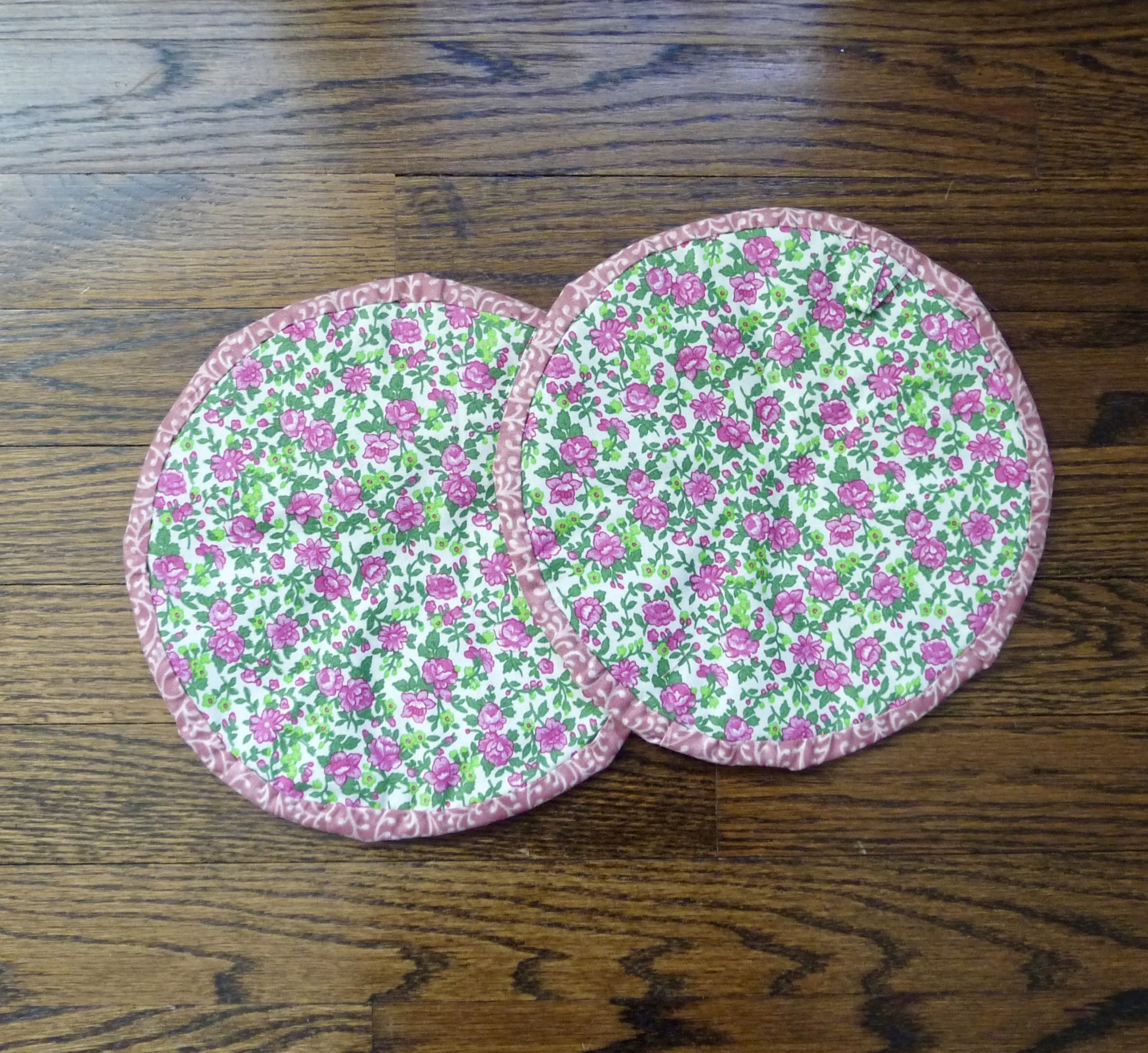 Amish Folded Star Pot Holders