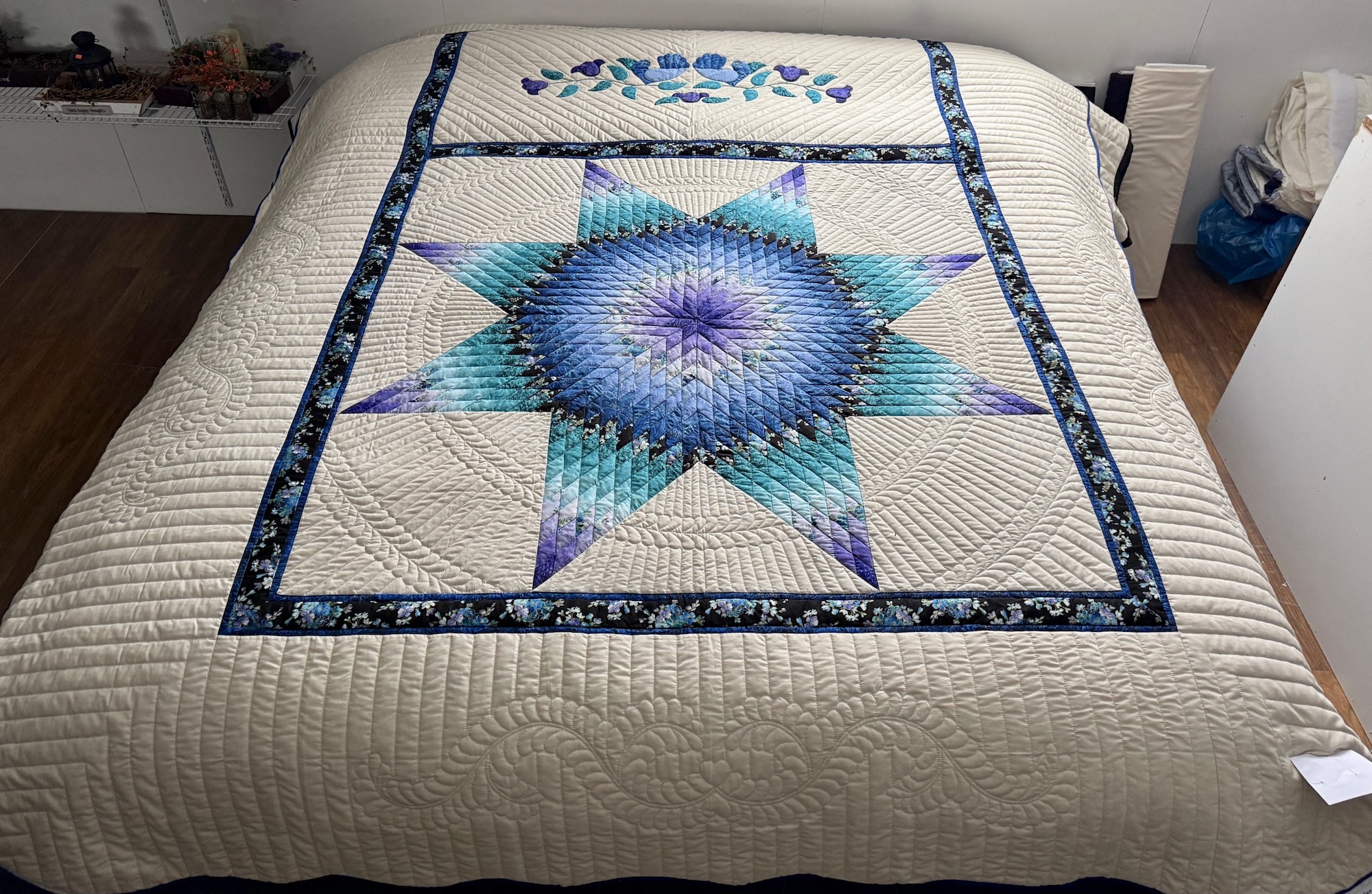 Radiant Star Amish quilt for sale
