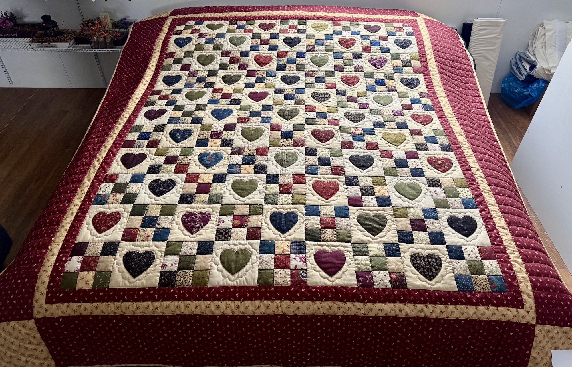 9 Patch with Hearts Amish quilt for sale