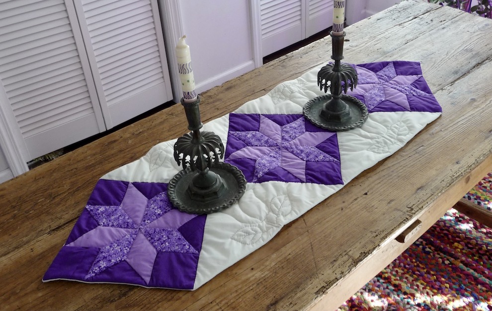 Amish Stars Table Runner
