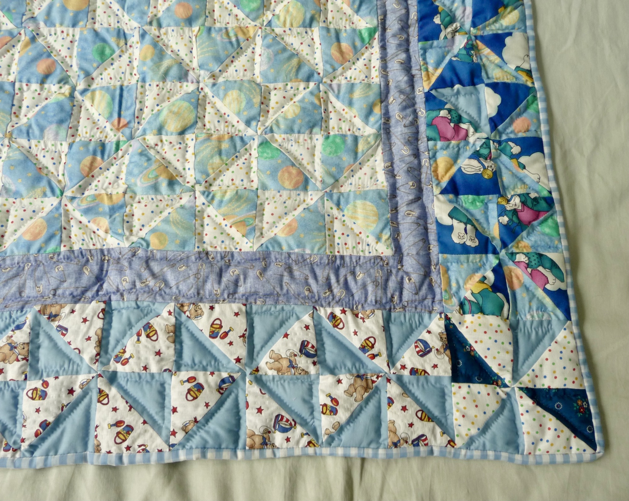 Pinwheel Amish Baby Quilt For Sale