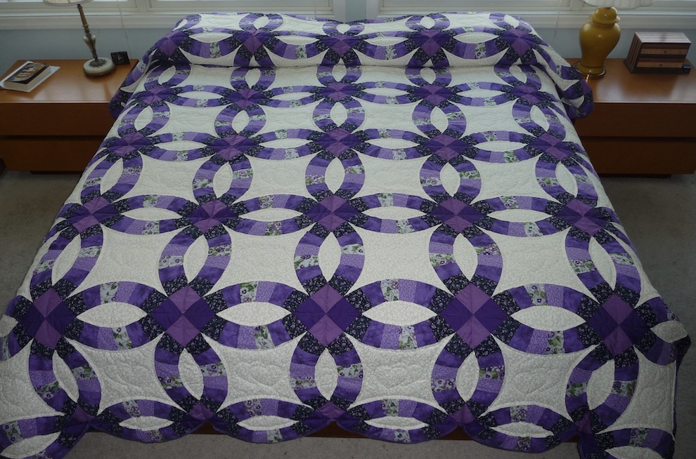 Double Wedding Ring Amish Quilt