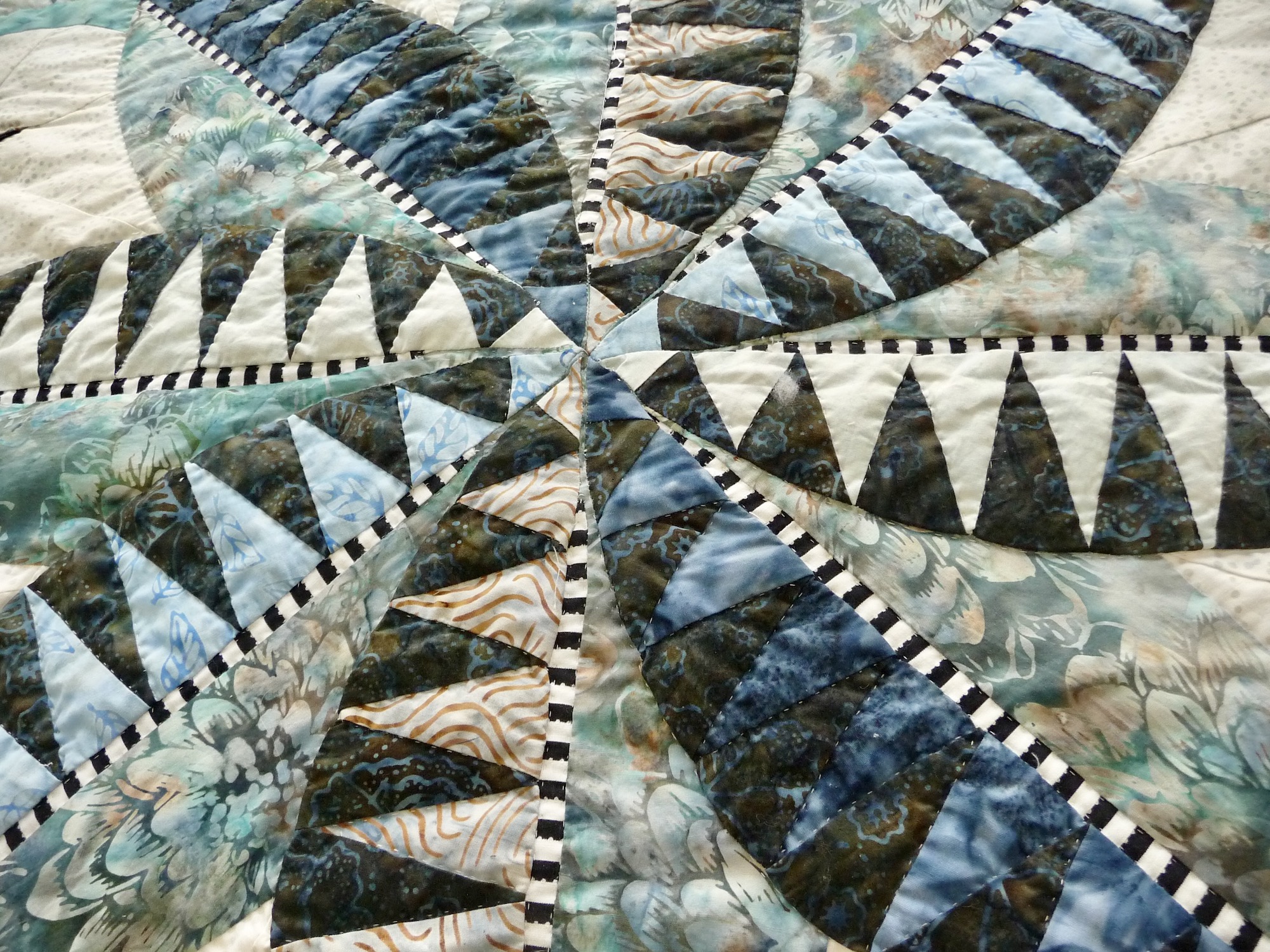 Starflower Amish quilt for sale