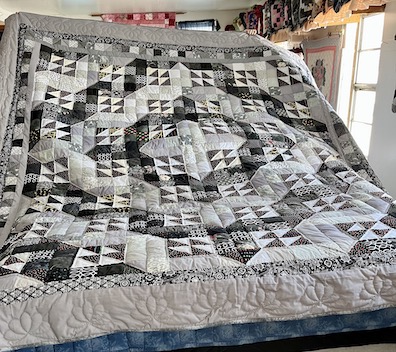 Cabin Lights Amish Quilt for sale