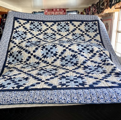 Blueberry Pie Patchwork Amish Quilt