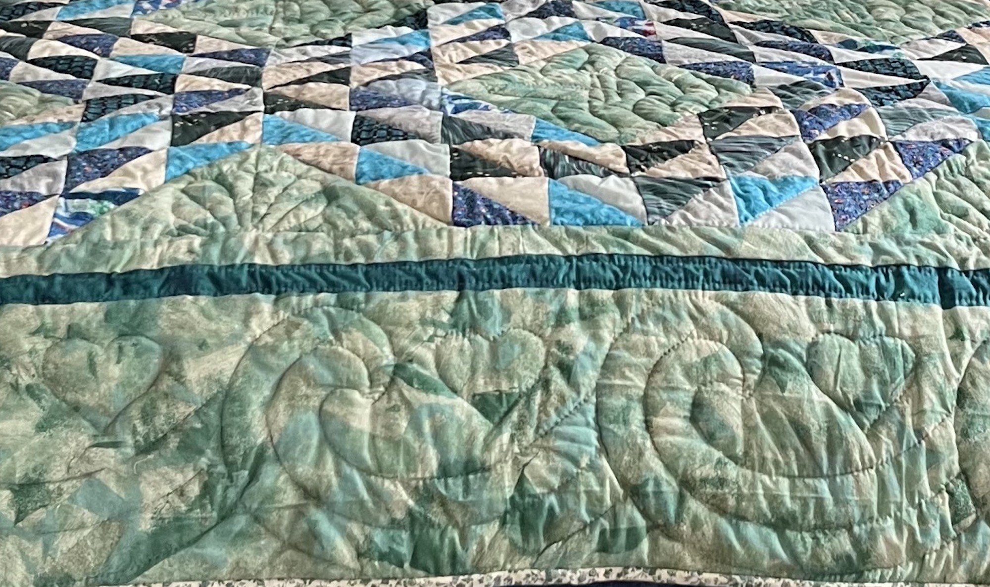 Ocean Waves Amish Quilts for Sale